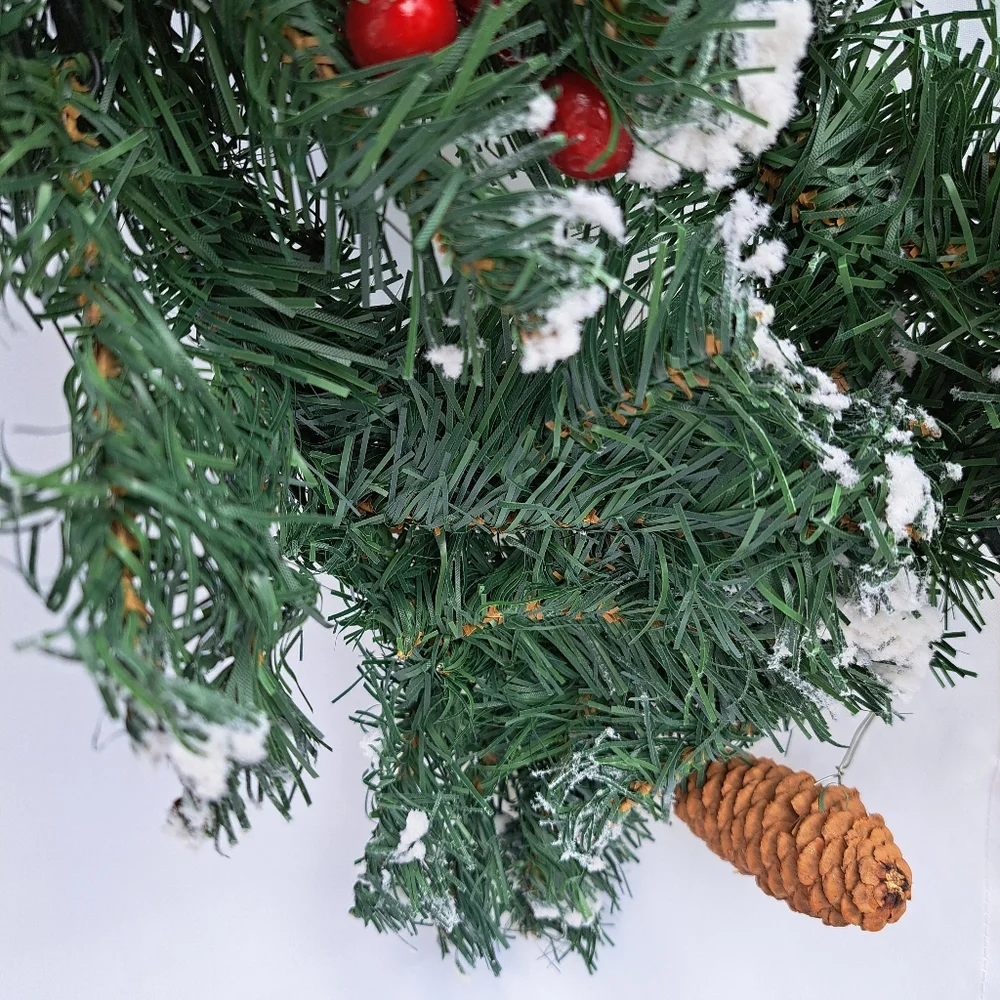 6ft pre lit Christmas Garland