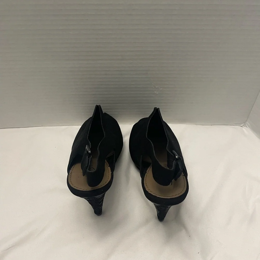 B makowsky shoes