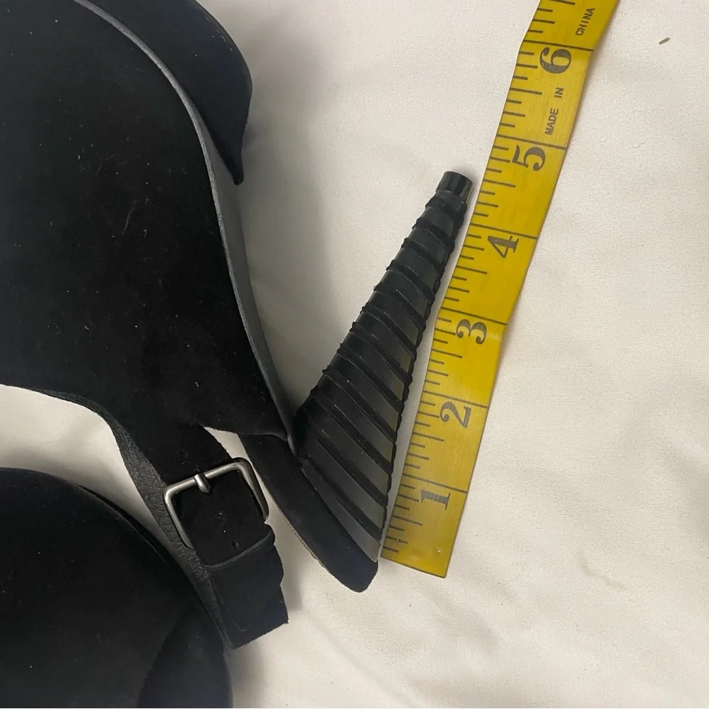 B makowsky shoes