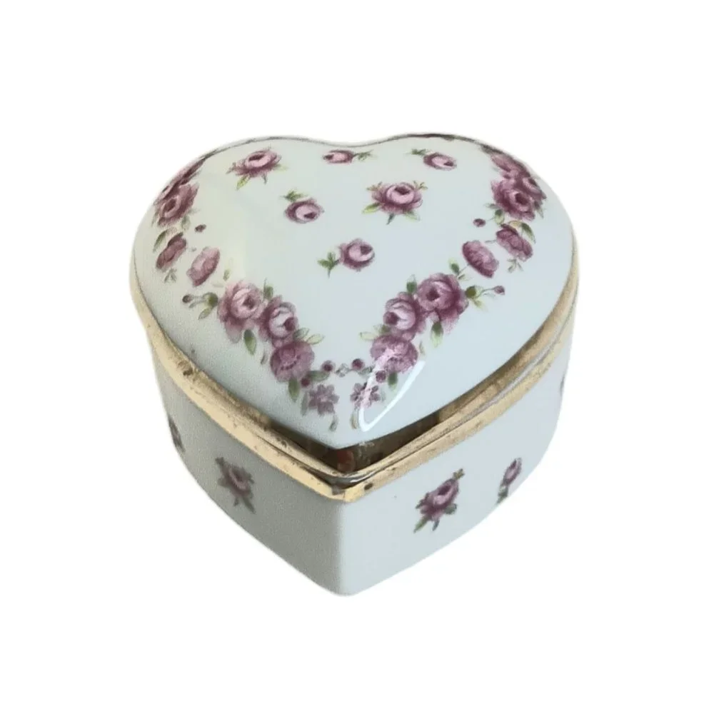 Lefton heart shaped