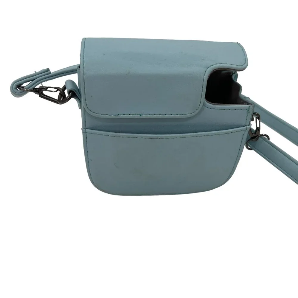 Shutter light blue