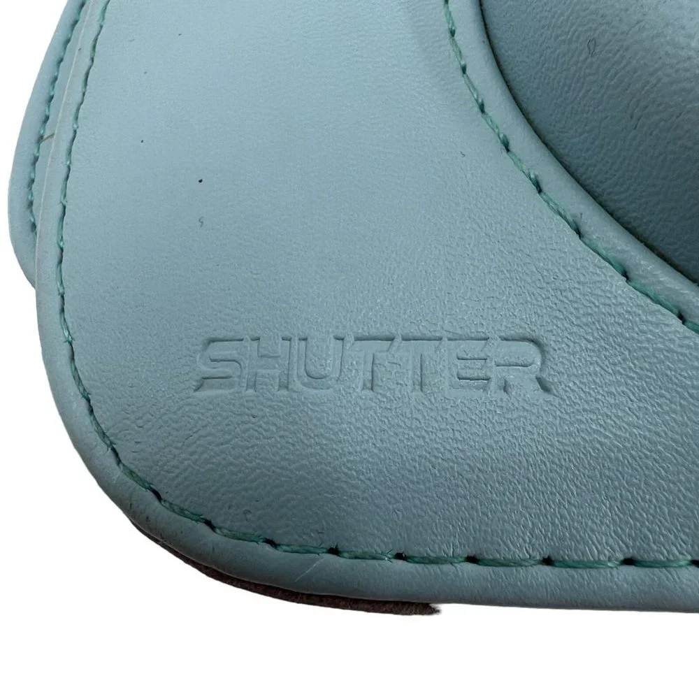 Shutter light blue