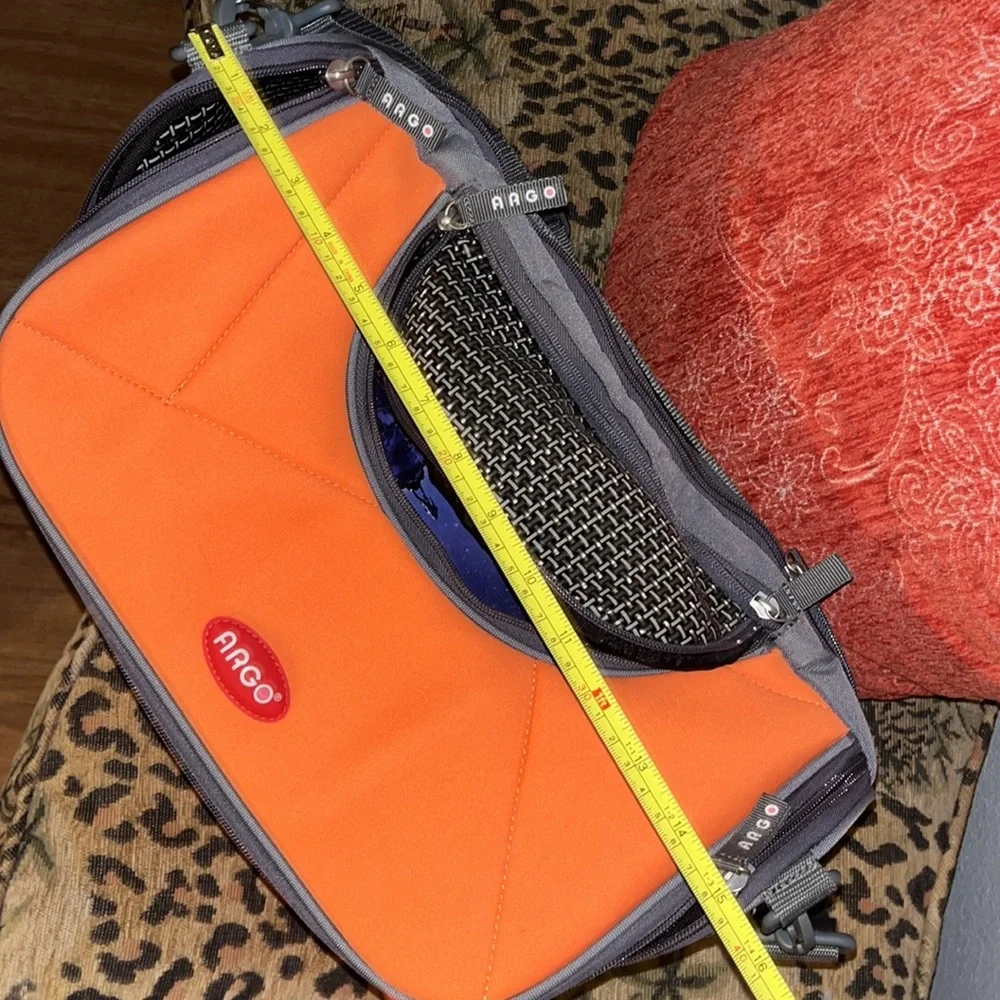 N/A pet carrier