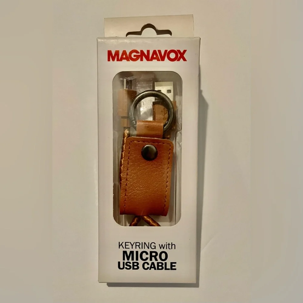 ❌Must Bundle❌🔌 Charger/USB Keychain NWT -Brown