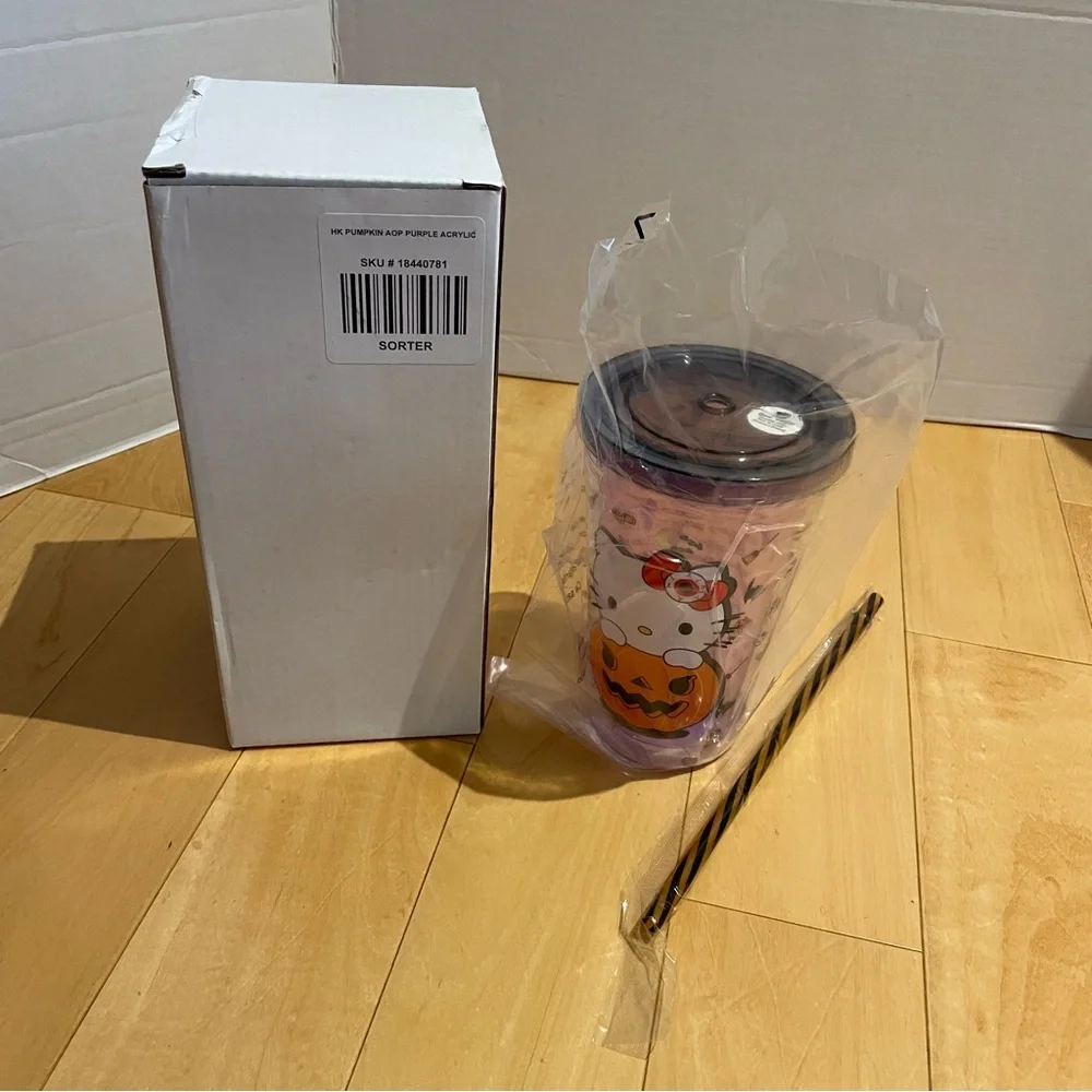 Hello Kitty tumbler hello