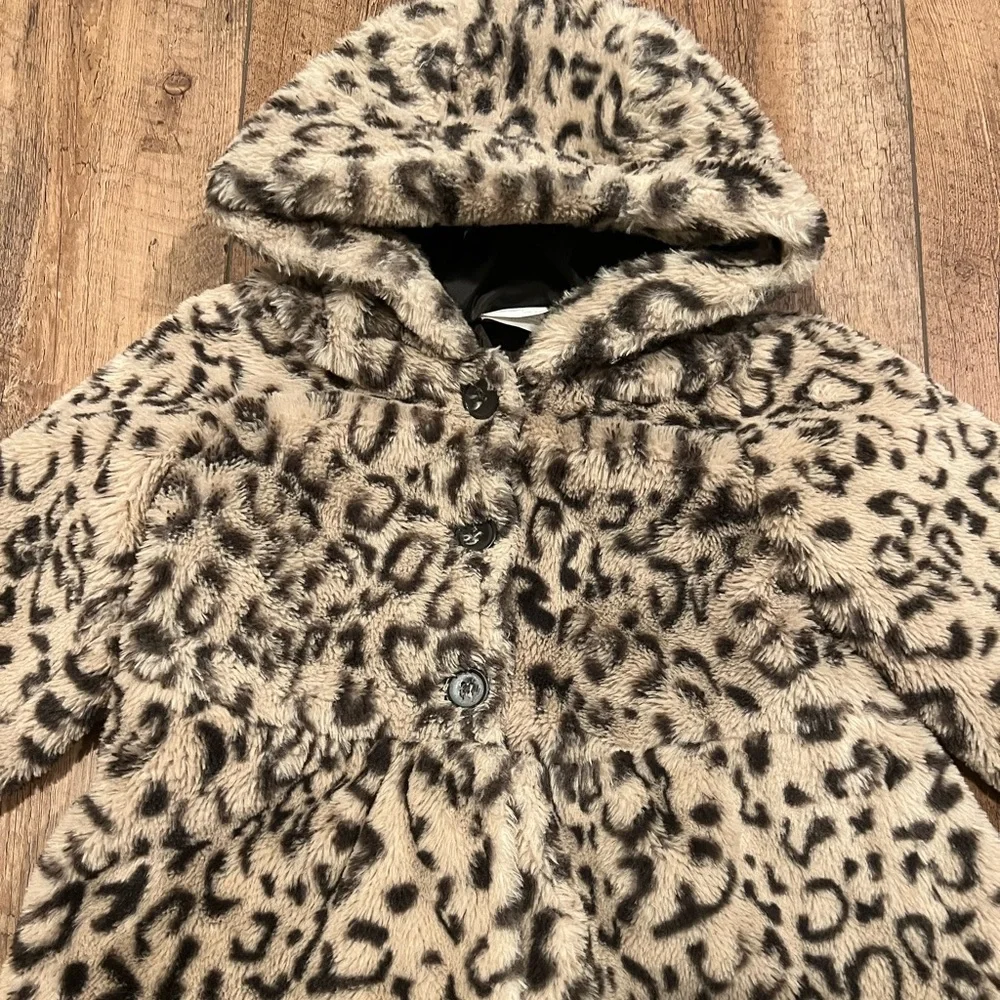 First Impressions size free faux