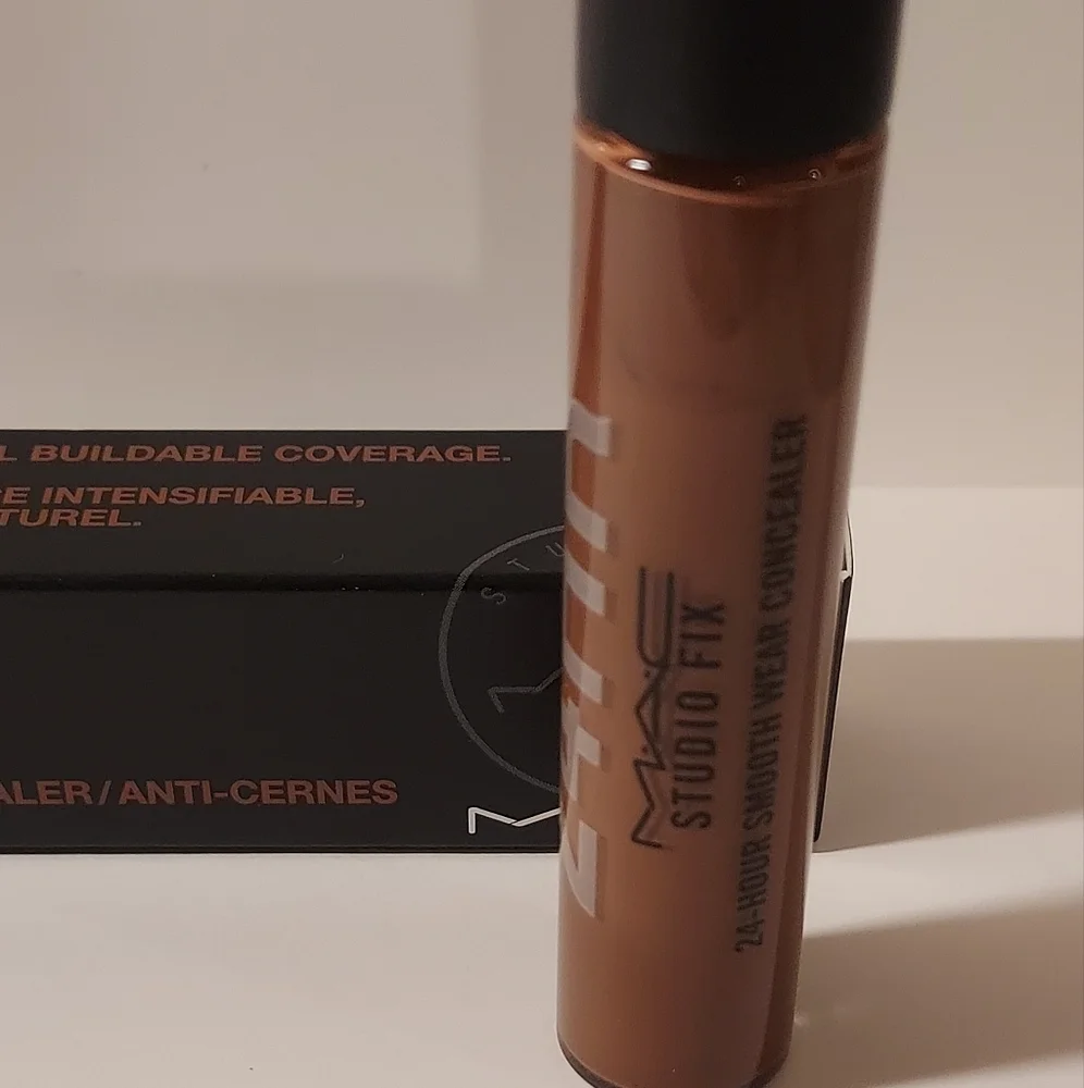 MAC Cosmetics mac studio