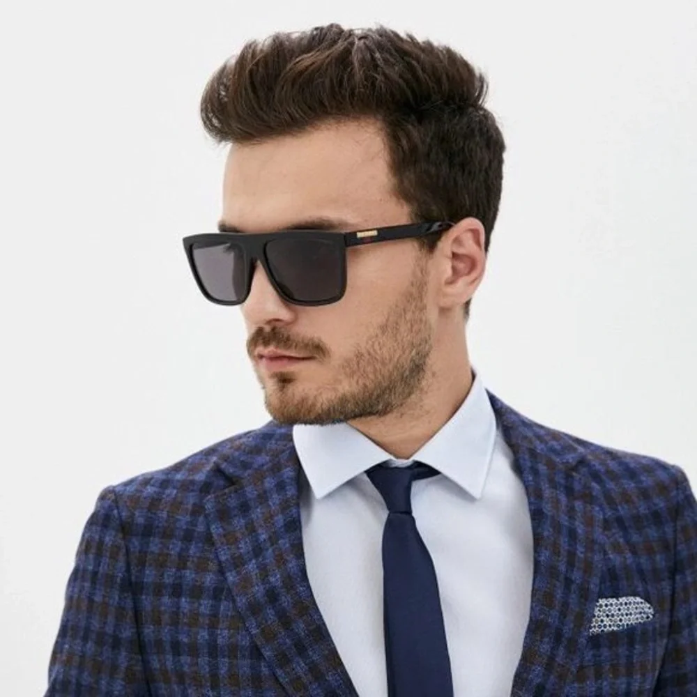 Authentic- New-GUCCI Grey /Black Browline Men's Sunglasses GG0748S 001 59