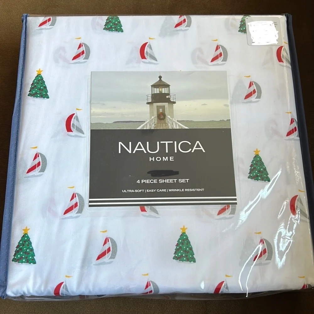 Nautica Home Queen sheet Set Christmas Trees Red White Sailboats