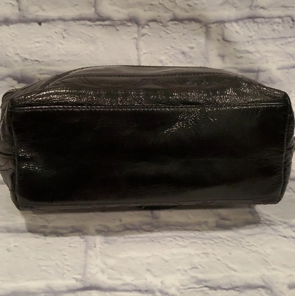 Coach color black