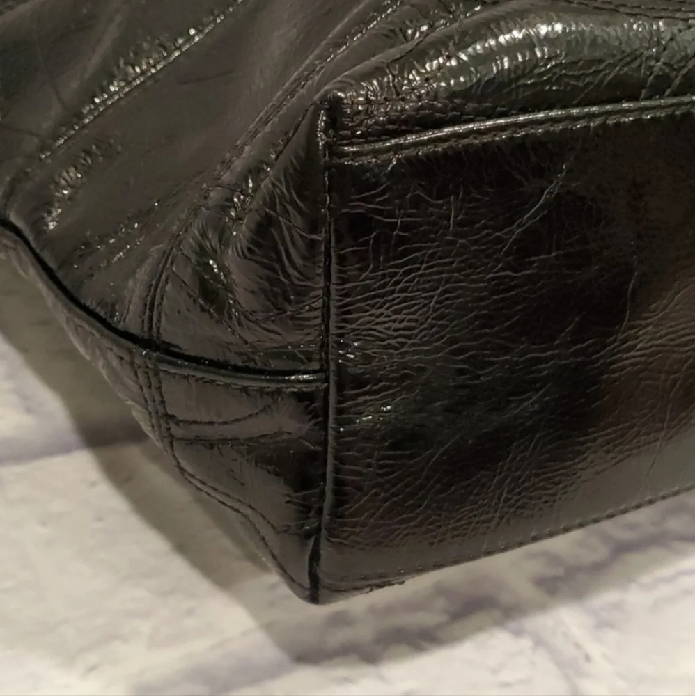 Coach color black