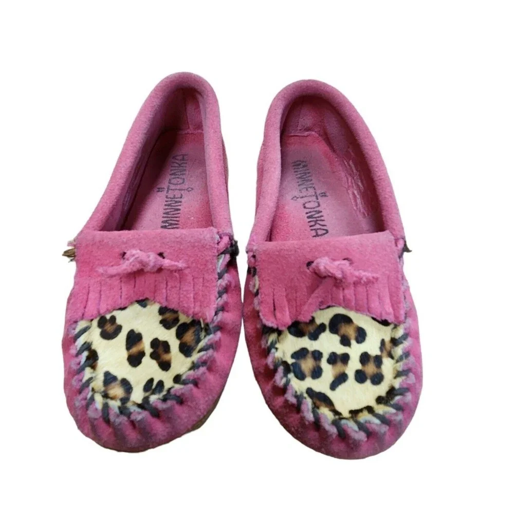 Minnetonka moccasins pink