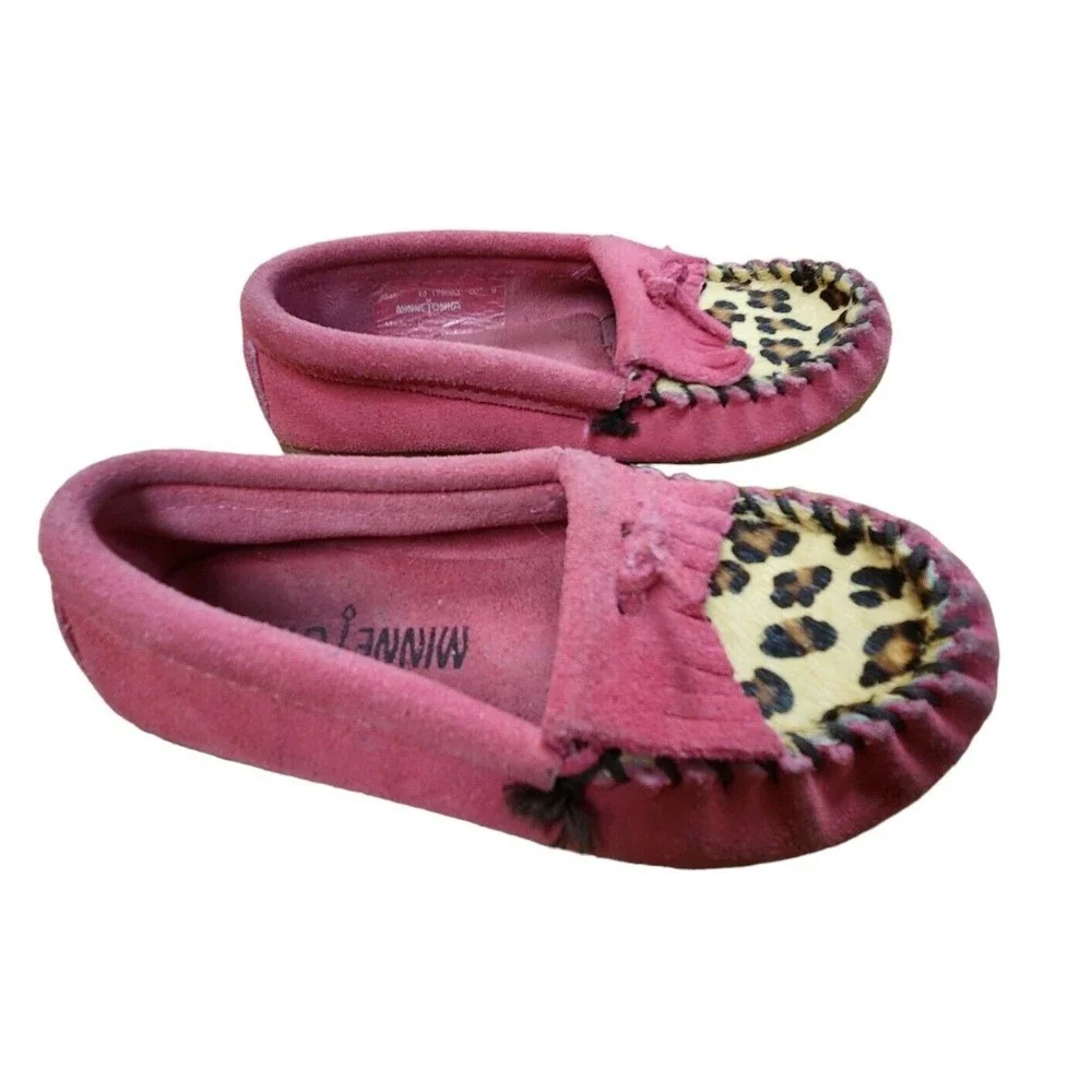 Minnetonka moccasins pink