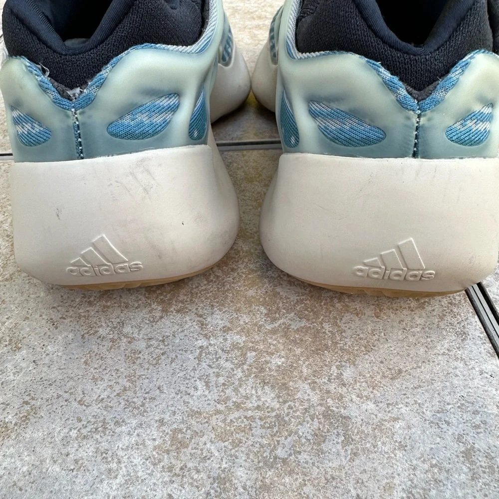 Adidas Yeezy 700 V3 Kyanite