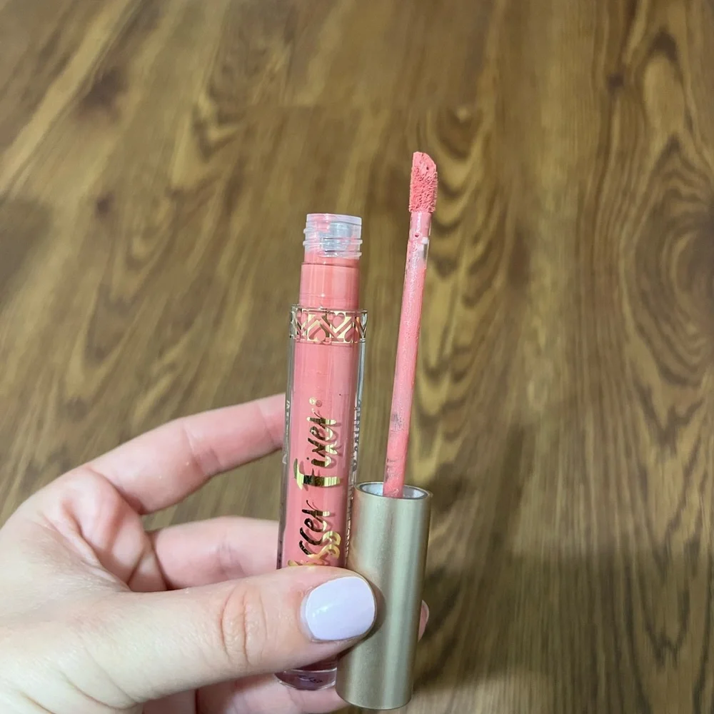 Belle Beauty Kisser Fixer Pink Nude Lipstick
