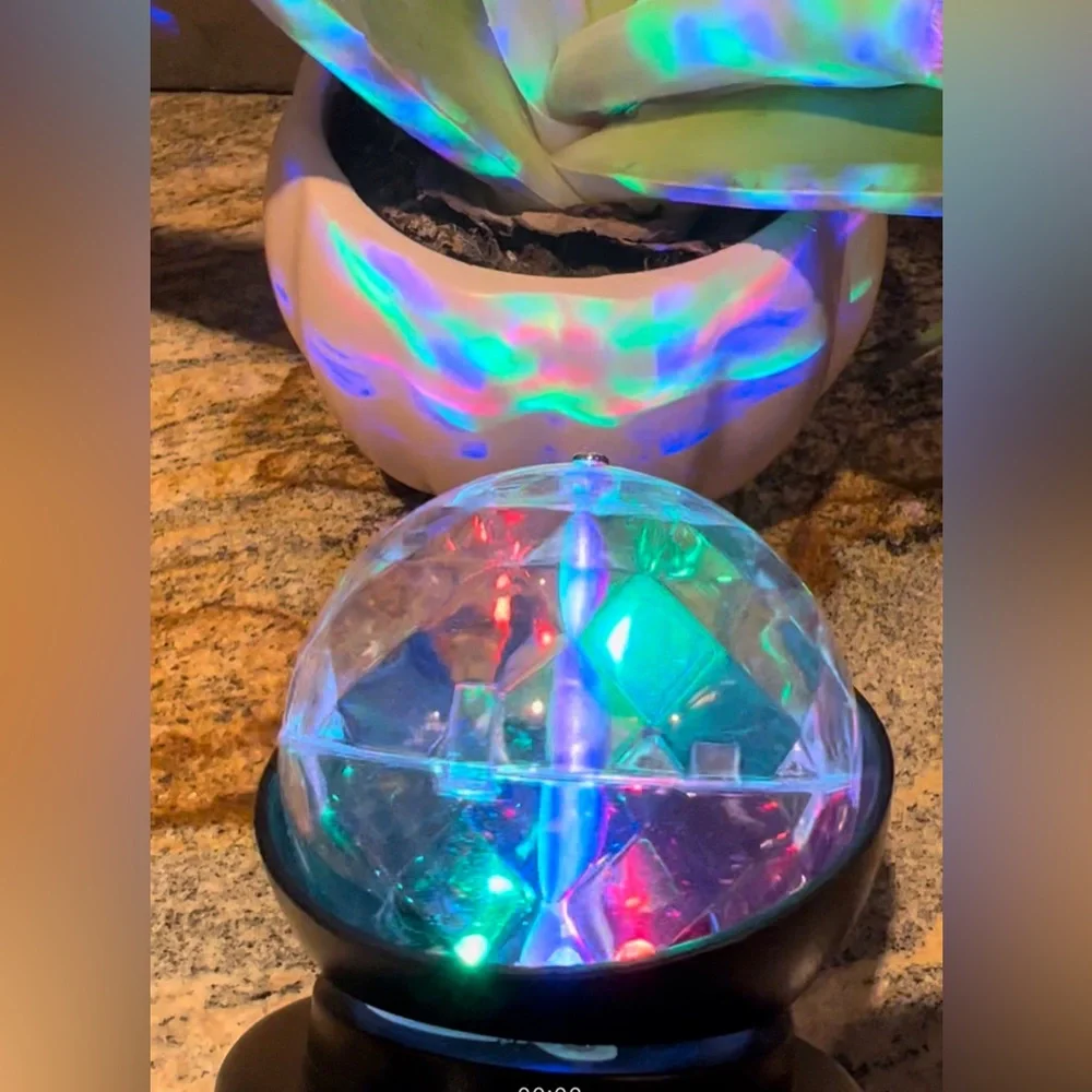 PRISM LIGHT - battery operated NIB