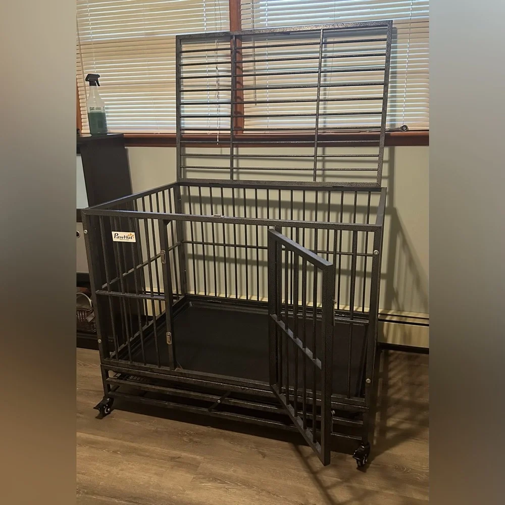 Pawhut locking crate front