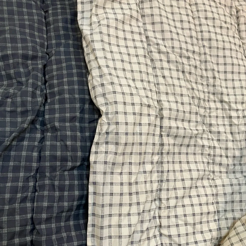 Twin Reversible Comforter-exc cond. 86 x62” This is ONE, have 2 identical. Copy1