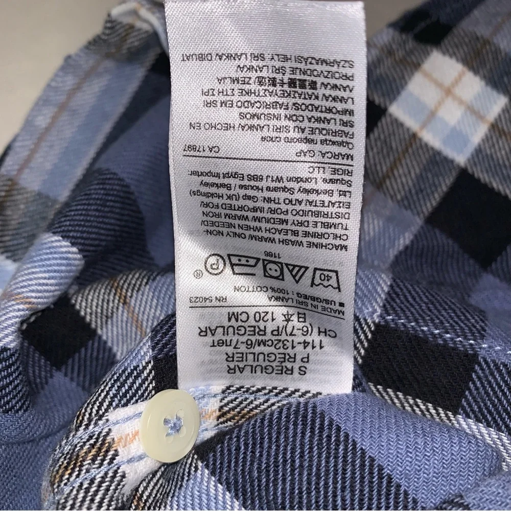GAP plaid button