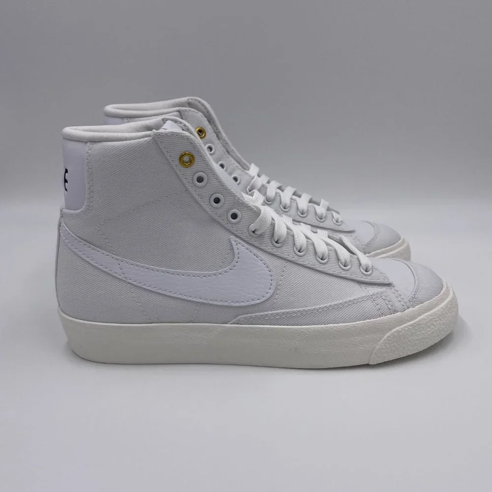 Nike Blazer Mid ' 77 White Womens Shoes