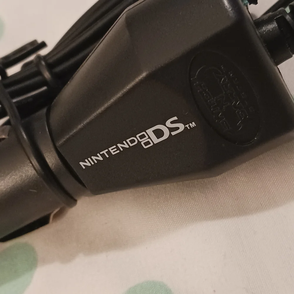Nintendo DS Car Adapter Charger
