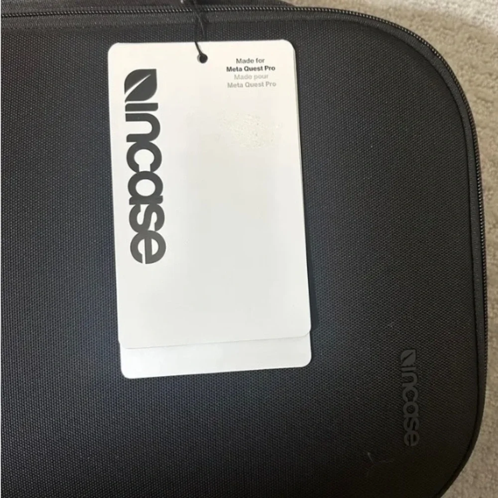 Incase Carry Case for Meta Quest Pro Black Brand New With Tags