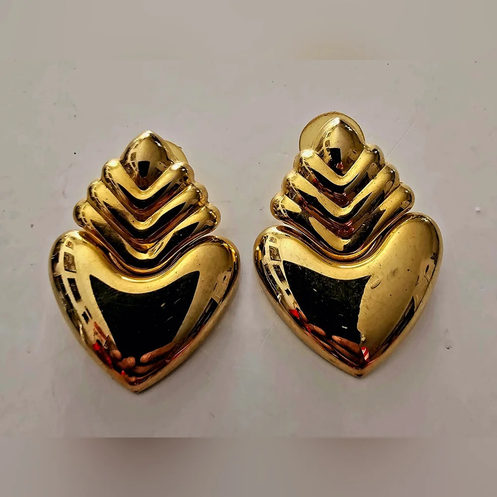 Vintage 1980s gilt gold media heart Escada inspired doorknocker earrings