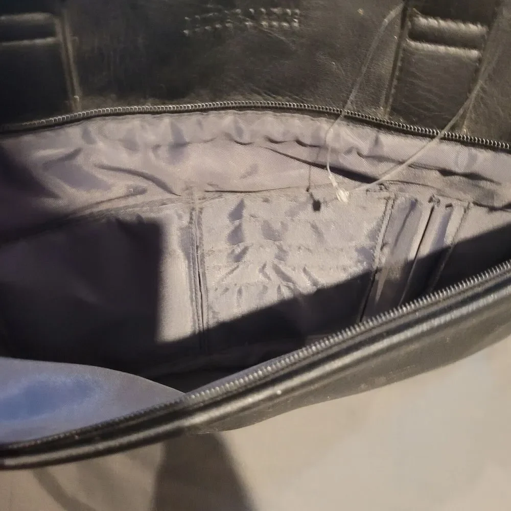 Kenneth Cole Reaction travel style