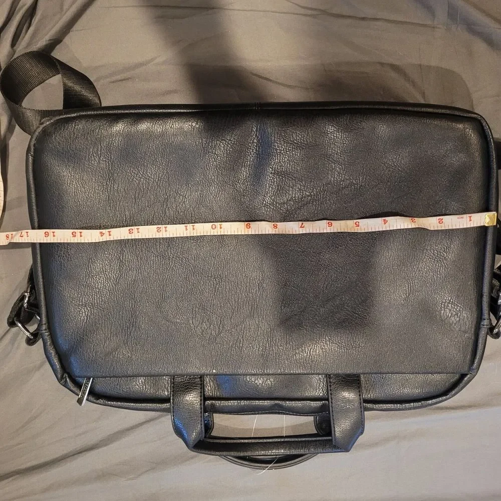 Kenneth Cole Reaction travel style