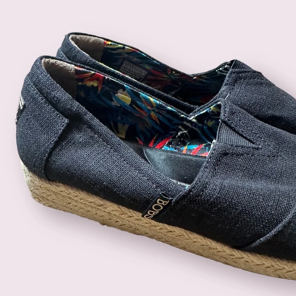 BOBS from Skechers please see