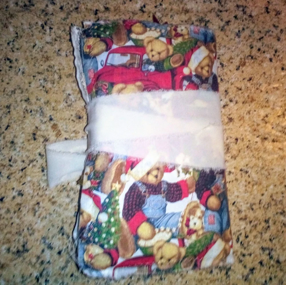 Handmade 🎄holly jolly