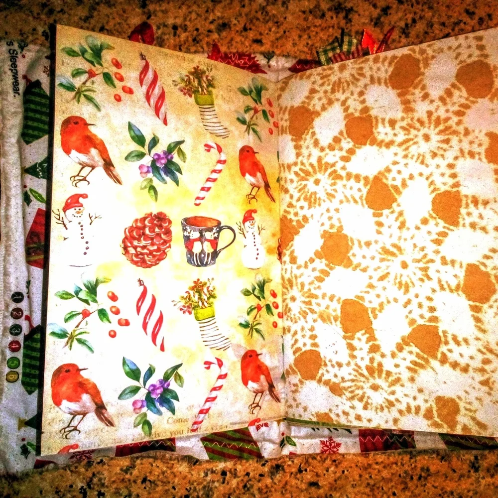 Handmade 🎄holly jolly