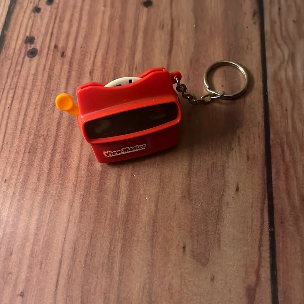 Vintage Keychain View-master