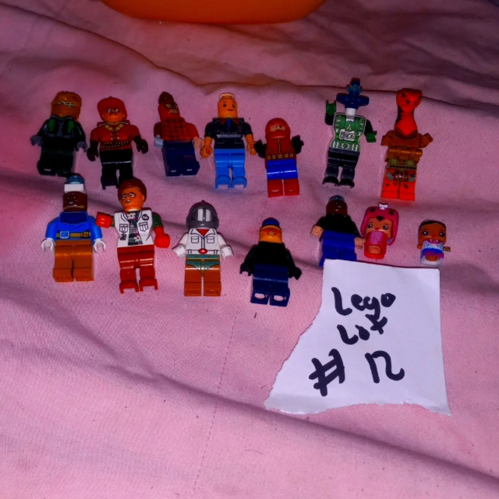 Lego lot 16
