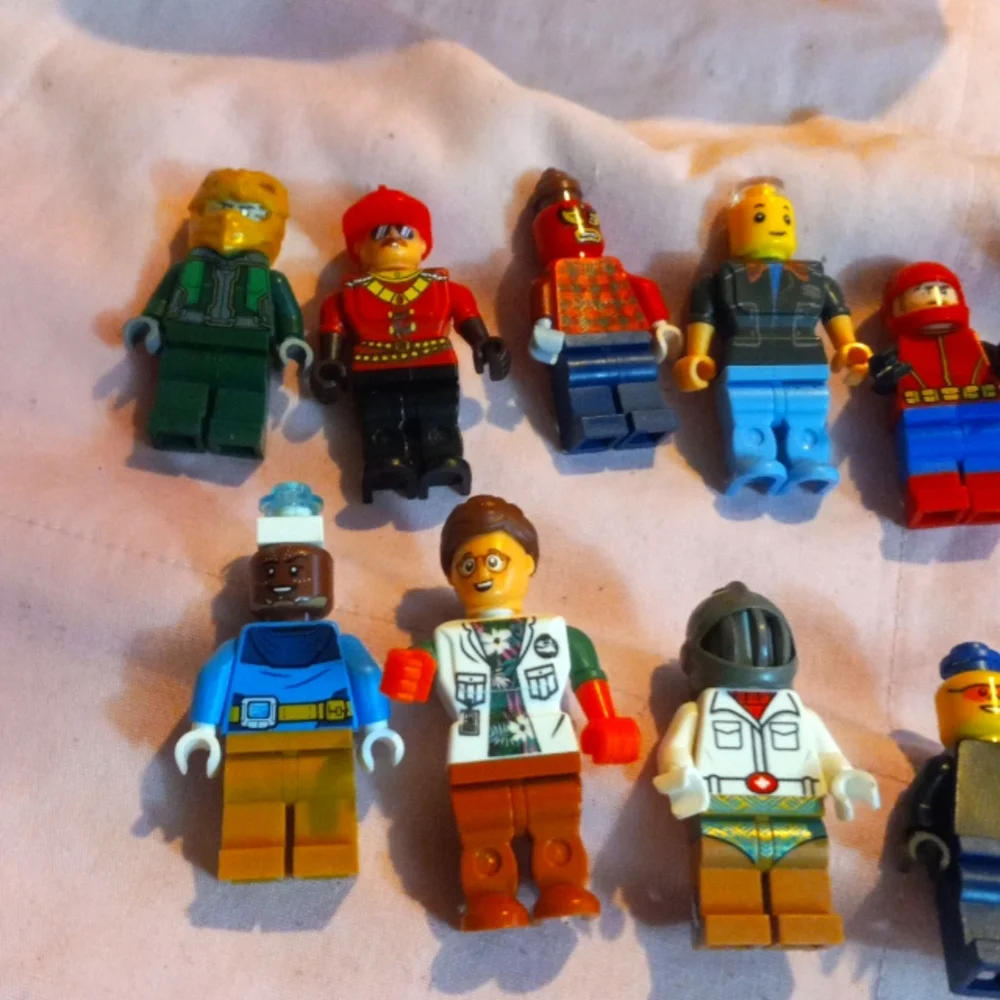 Lego this piece
