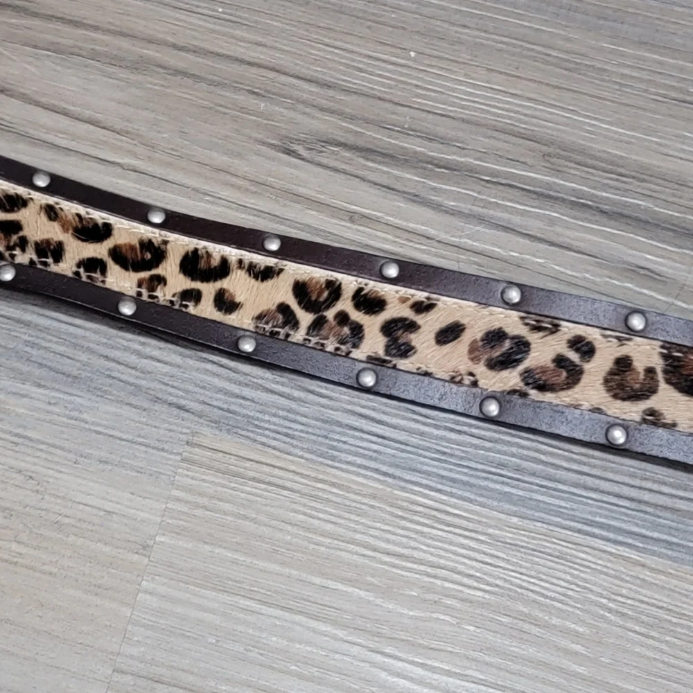 Womens size Large Genuine Leather Belt Chita Print and Brown Silver Buckle 36