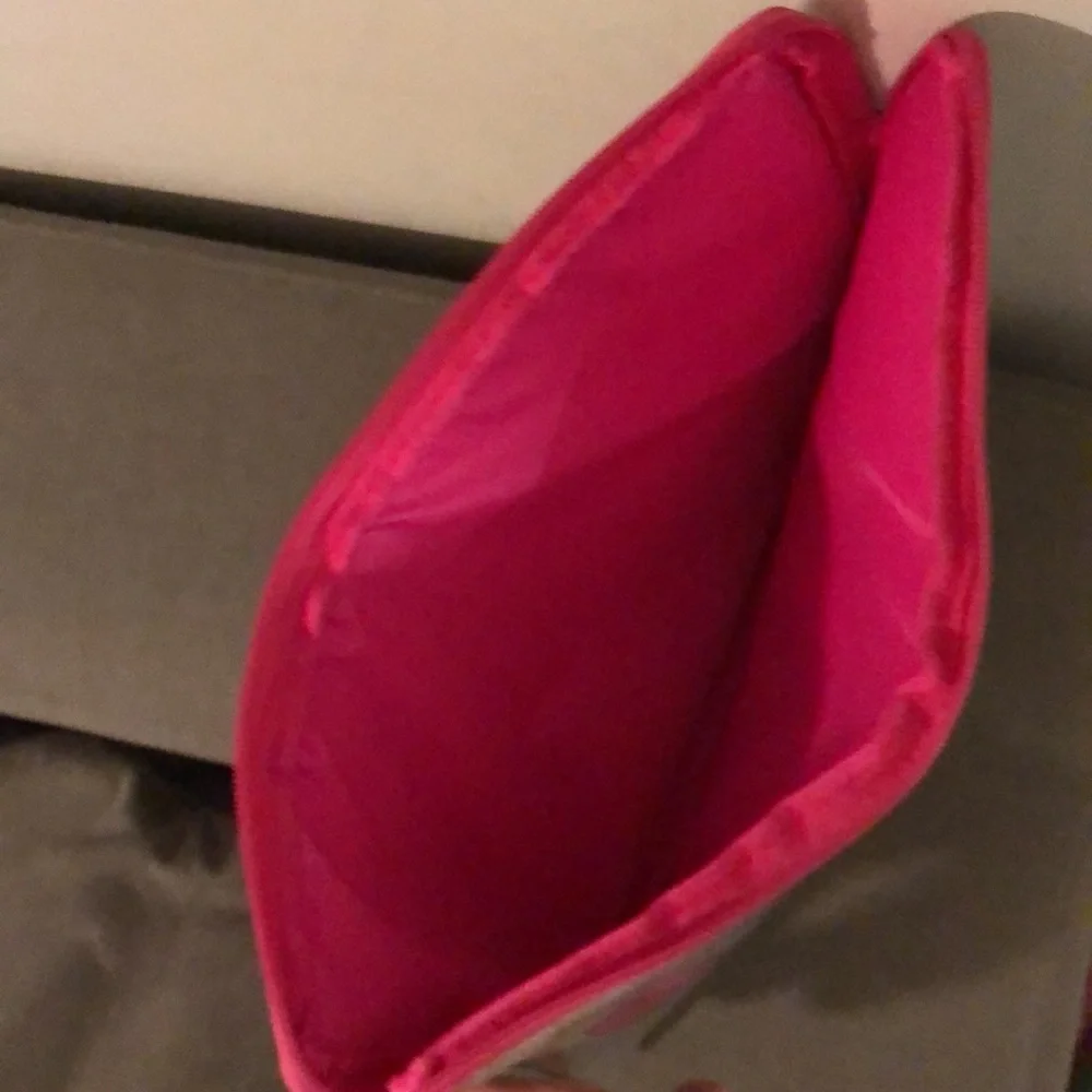 Yoobi accept case purchase