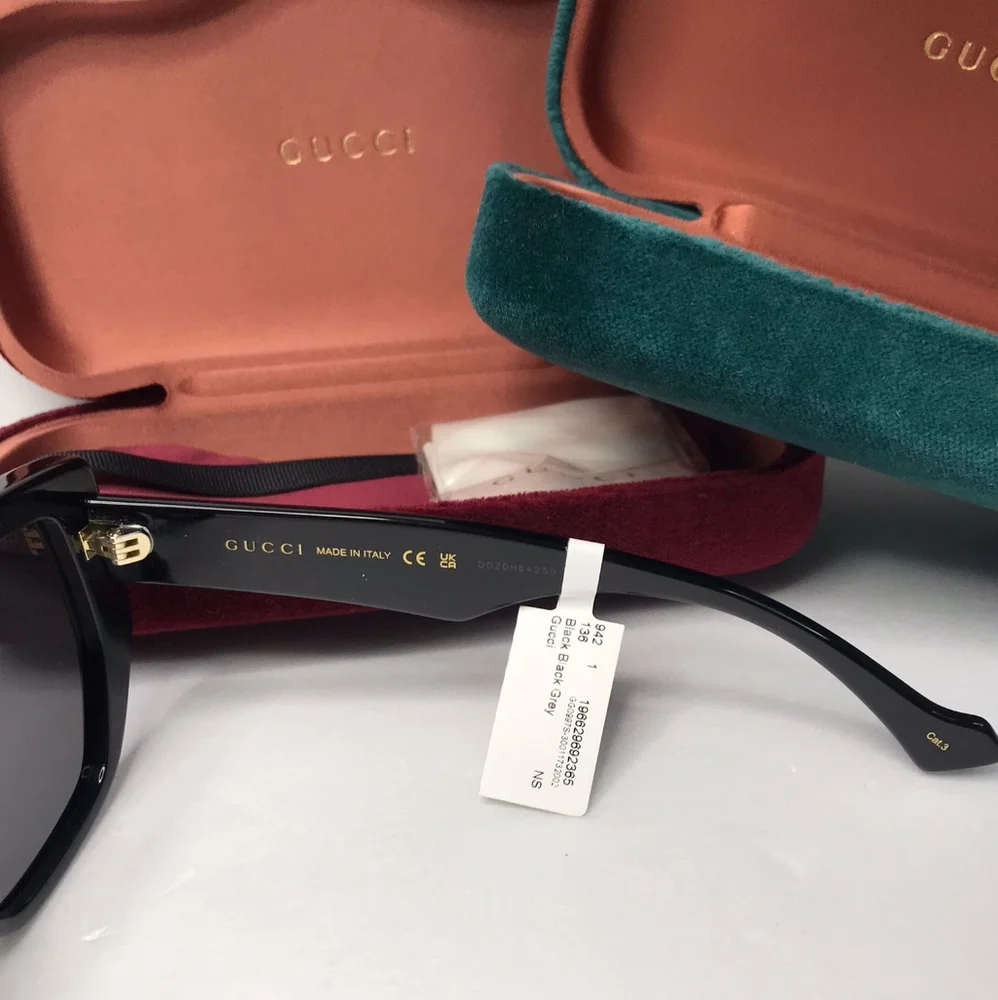 💯original  Gucci Grey Shield  Sunglasses GG0997S 00