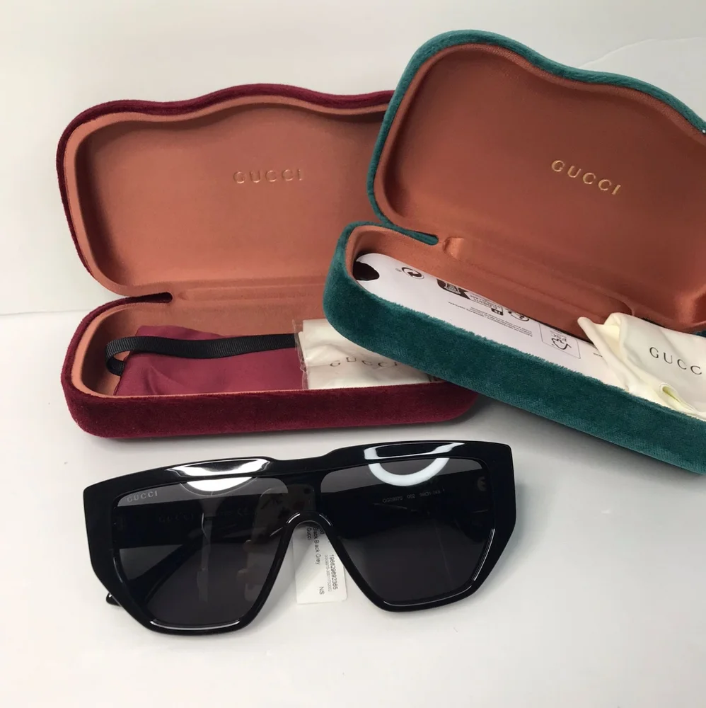 💯original  Gucci Grey Shield  Sunglasses GG0997S 00