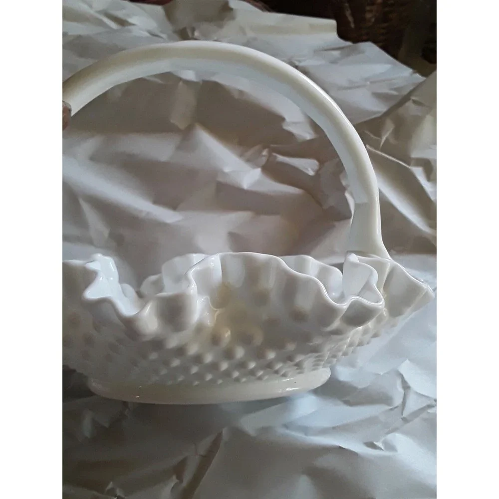 Fenton vintage hobnail