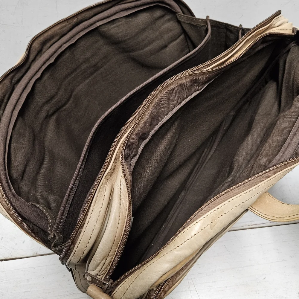Heritage tan full grain leather portfolio laptop bag style 12001