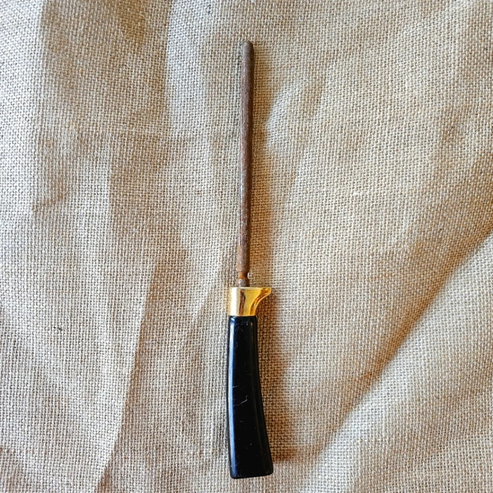 N/A vintage knife