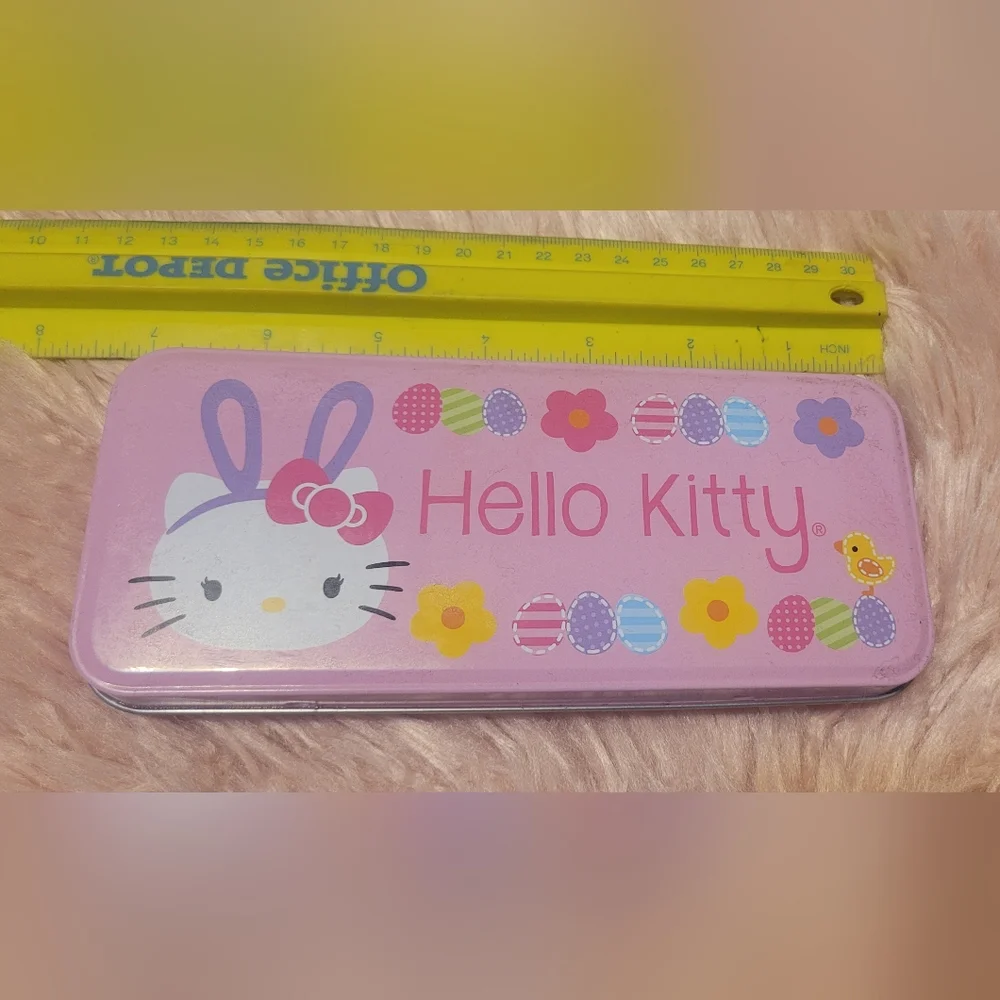 Sanrio Hello Kitty tin case