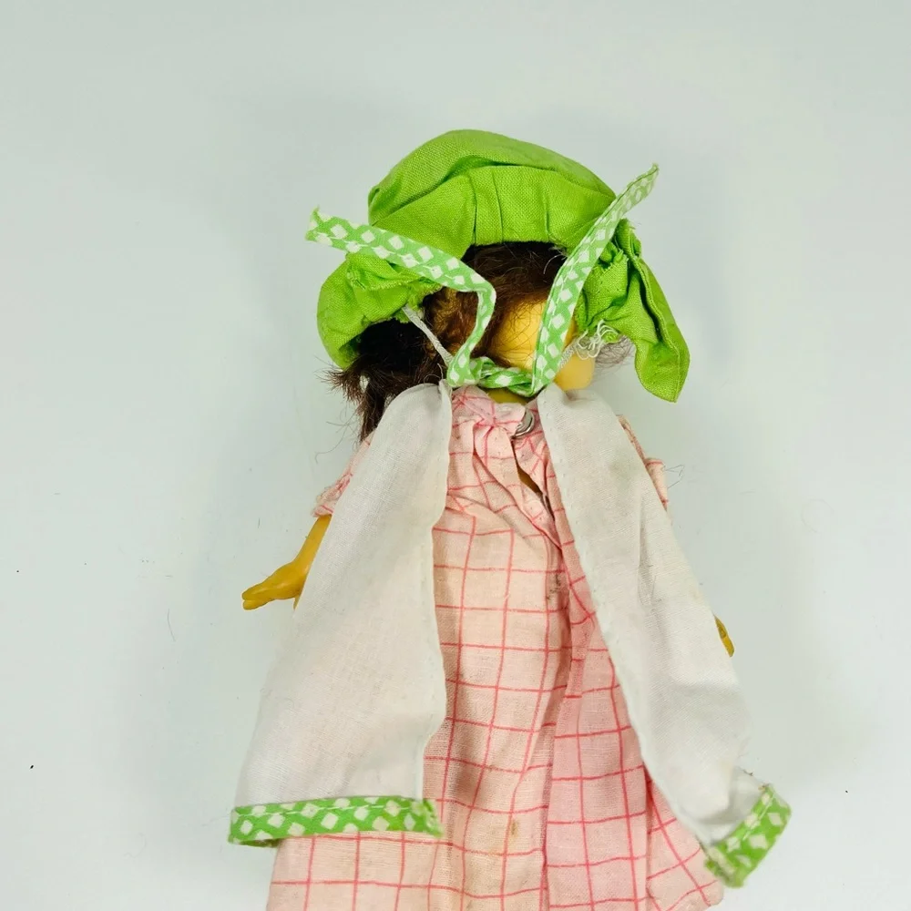 Knickerbocker sunbonnet wear