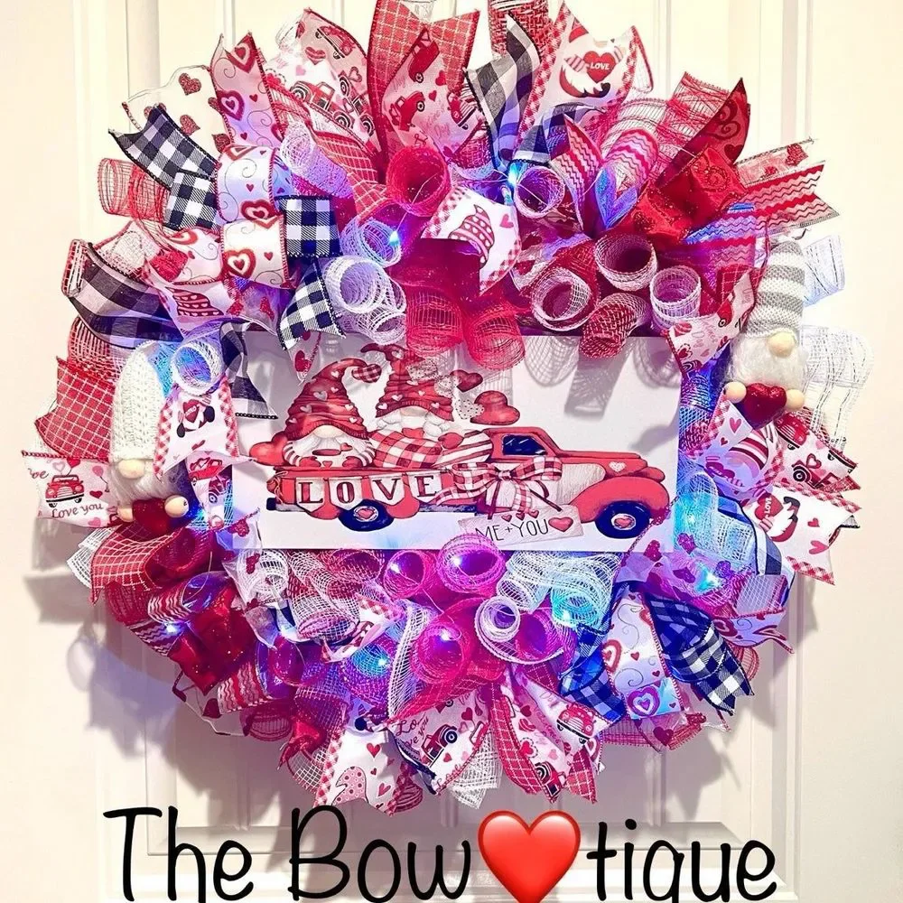 Handmade Valentine’s Gnome LOVE Truck Ribbon Prelit Wreath 22 ins LED W14