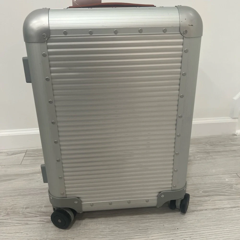 FPM MILANO Bank Milano Cabin Spinner Suitcase 55