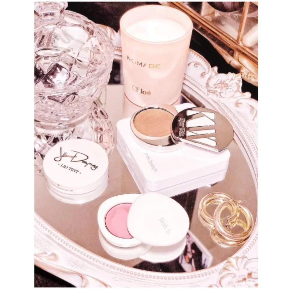 Boutique add touch