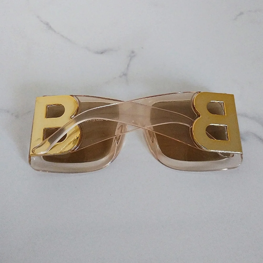New Boutique Women's Square Oversized B-Brand Sunglasses