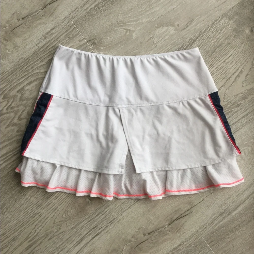 Lucky in Love vented tennis