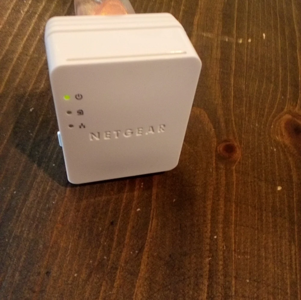 Netgear Powerline 200 Nano Adapter XAV2101v2 Tested & Reset Plug & Play